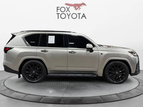 Used 2023 Lexus LX 600 F Sport w/ Accessory Package (Z1) AWD/4WD image 7