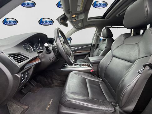 Used 2018 Acura MDX w/ Technology & Entertainment AWD/4WD image 15