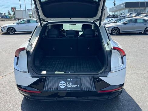 Certified 2023 Kia EV6 Wind RWD image 12
