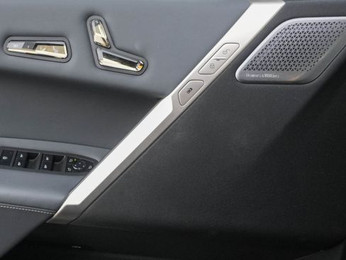 Used 2024 BMW iX M60 AWD/4WD image 14