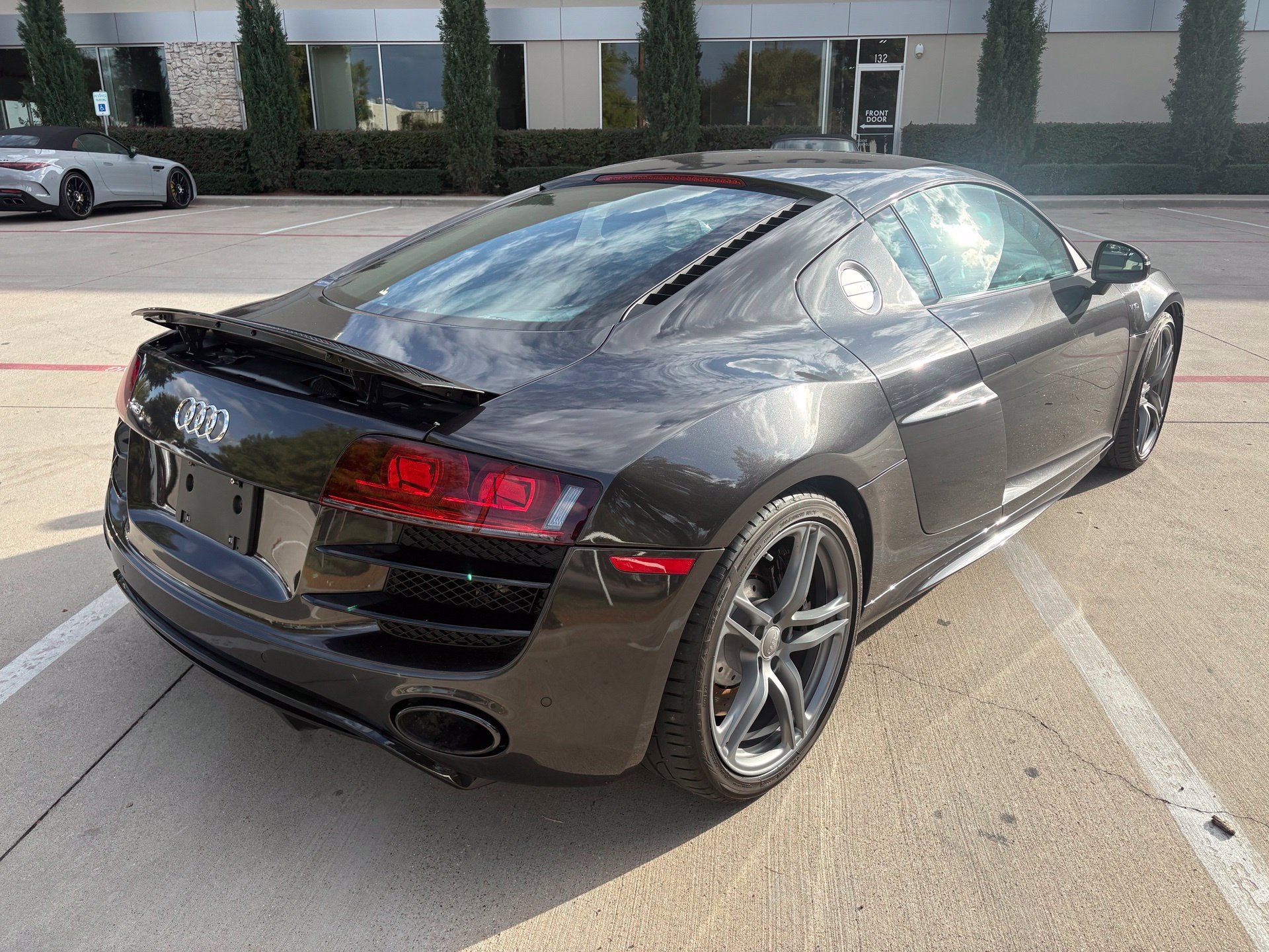 Used 2012 Audi R8 V10 AWD/4WD image 4