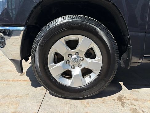Used 2021 RAM 1500 Big Horn AWD/4WD image 12
