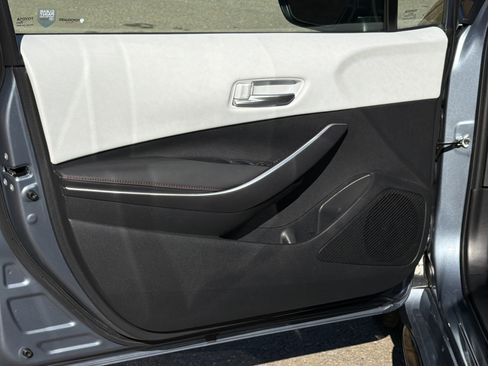 Used 2024 Toyota Corolla SE image 10