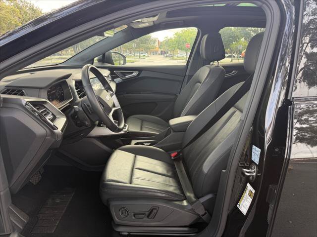 Used 2024 Audi Q4 e-tron Premium w/ Convenience Package AWD/4WD image 18