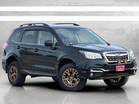 Used 2018 Subaru Forester 2.5i Limited AWD/4WD image 2
