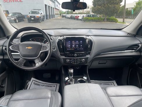 Used 2021 Chevrolet Traverse LT AWD/4WD image 18