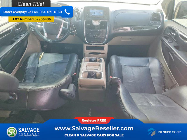 Used 2012 Chrysler Town & Country Touring w/ Entertainment Group #1 FWD image 11