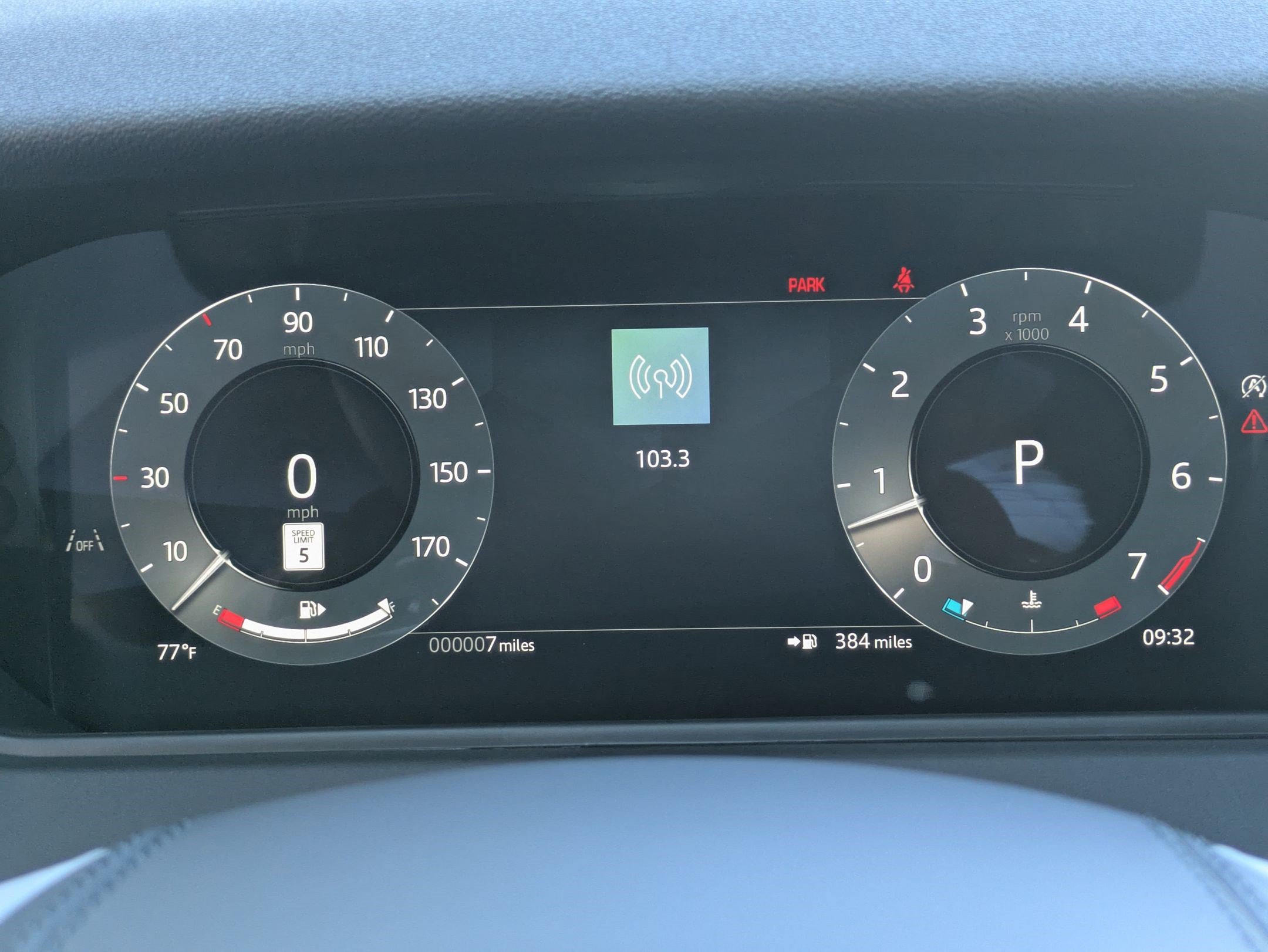 New 2026 Land Rover Range Rover Velar S AWD/4WD image 19