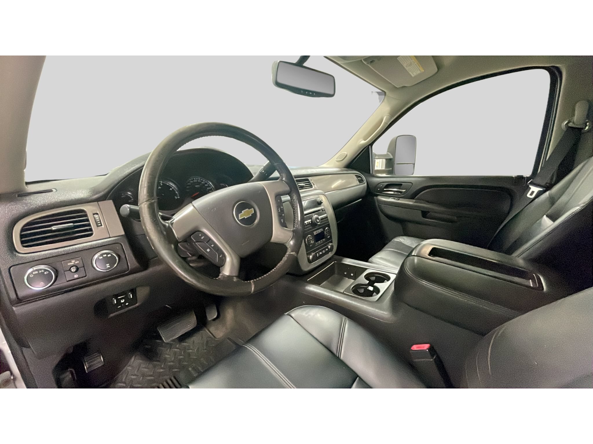 Used 2014 Chevrolet Silverado 3500 LTZ w/ LTZ Plus Package AWD/4WD image 11