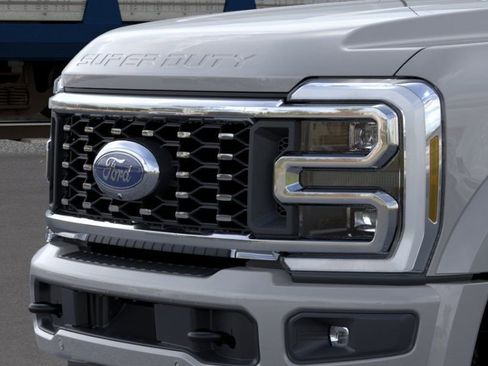 New 2026 Ford F450 Platinum image 17