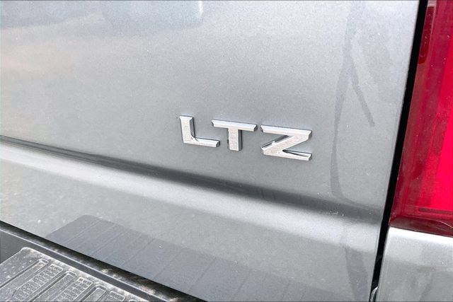 Used 2023 Chevrolet Silverado 1500 LTZ AWD/4WD image 22