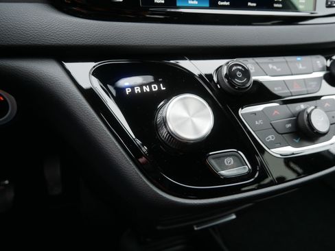 New 2026 Chrysler Voyager LX image 14