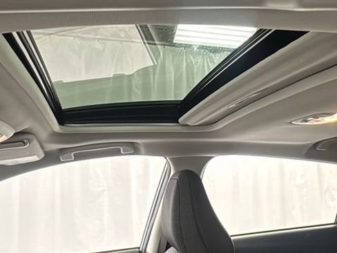 Certified 2024 Subaru Crosstrek 2.0i Premium image 37