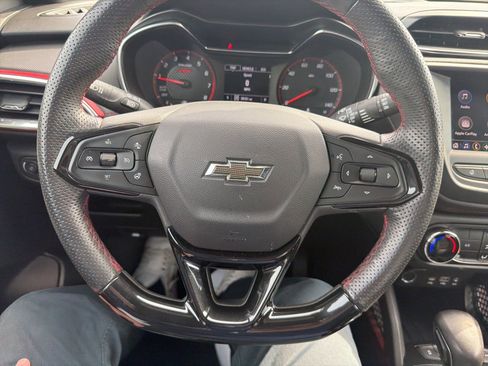 Used 2023 Chevrolet TrailBlazer RS image 13