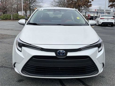 Used 2023 Toyota Corolla LE image 8