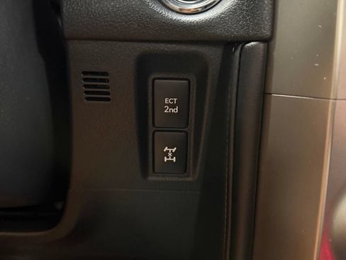 Used 2021 Lexus GX 460 Premium w/ Premium Package AWD/4WD image 31