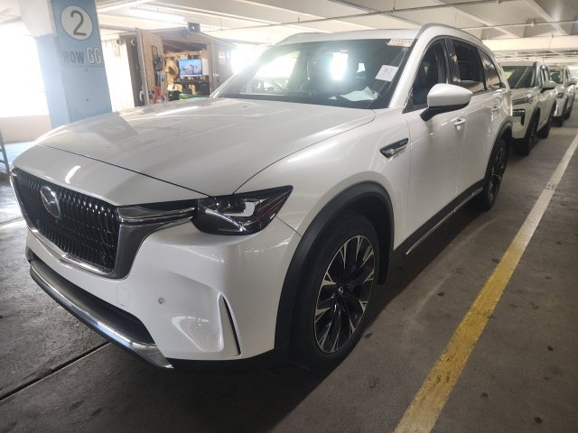 Used 2024 MAZDA CX-90 Plug-In Hybrid w/ Premium Plus AWD/4WD image 5
