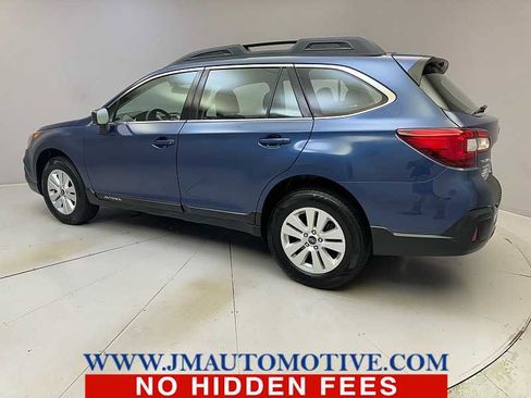 Used 2019 Subaru Outback 2.5i image 3