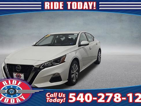 Used 2019 Nissan Altima 2.5 S image 1