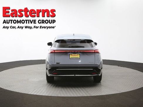 Used 2024 Nissan Ariya FWD image 39