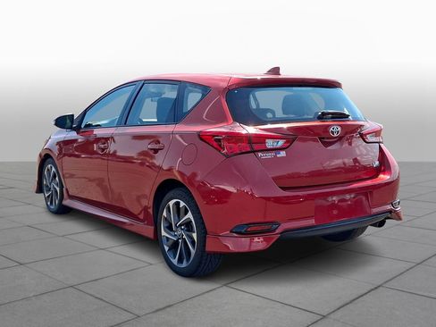 Used 2018 Toyota Corolla iM w/ All-Weather Mat Package FWD image 5