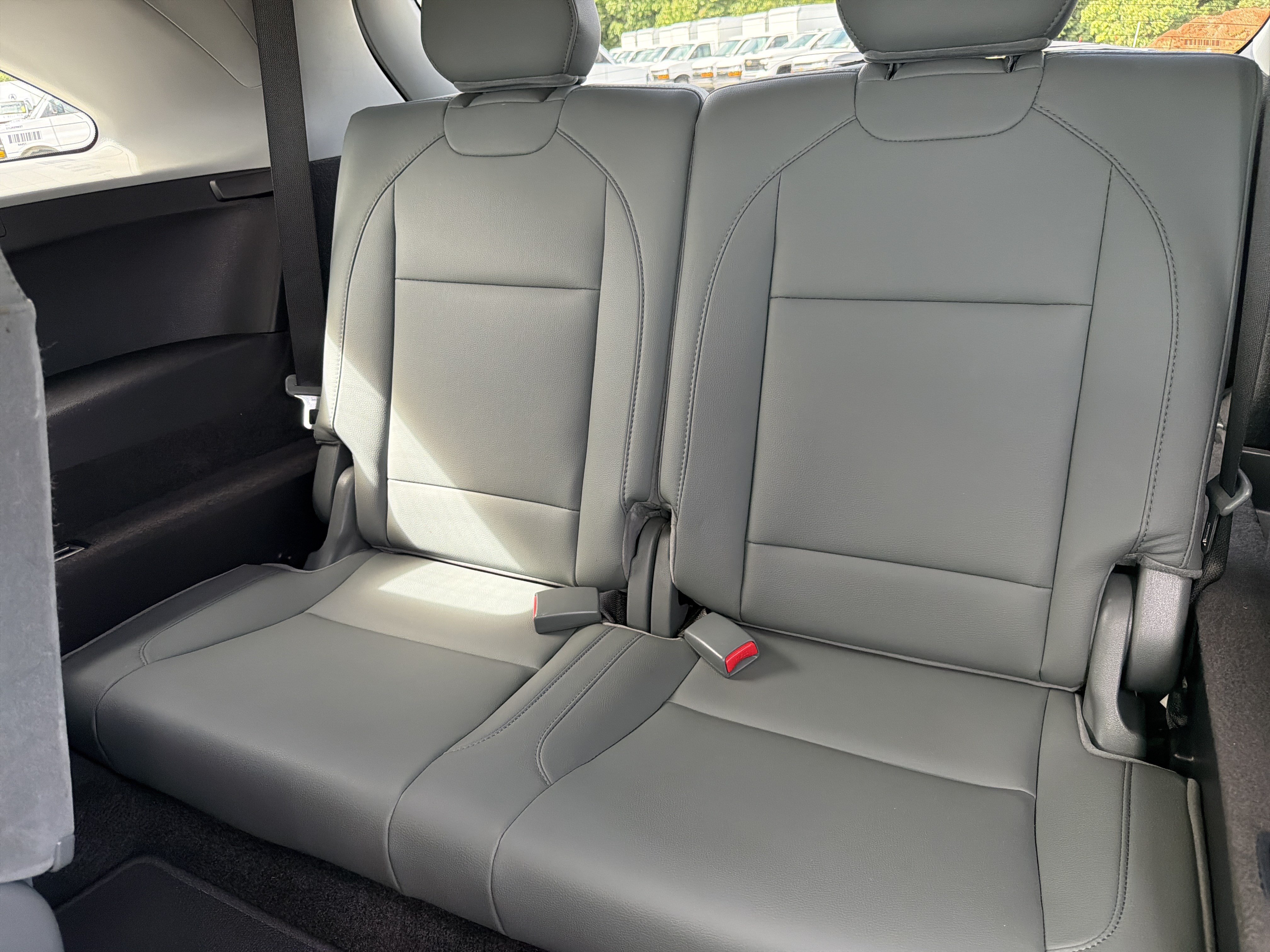 Used 2015 Acura MDX w/ Technology Package FWD image 32