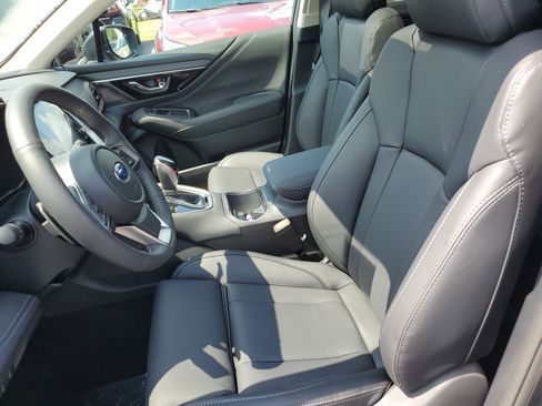 Used 2025 Subaru Outback Limited w/ Popular Package #2 image 11