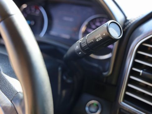 Used 2021 Ford F350 Limited w/ FX4 Off-Road Package image 25