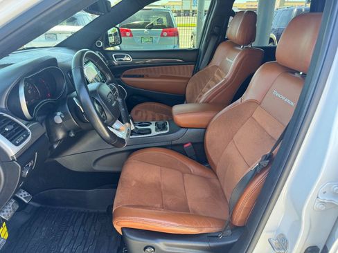 Used 2020 Jeep Grand Cherokee Trackhawk AWD/4WD image 10