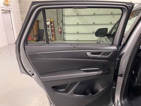 New 2026 Volkswagen Atlas Cross Sport SEL R-Line AWD/4WD image 12