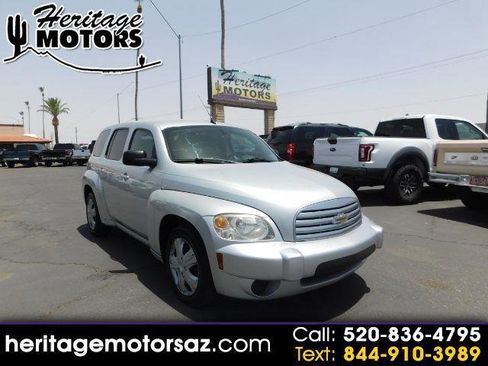 Used 2009 Chevrolet HHR LS FWD image 1