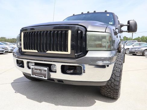 Used 2006 Ford F250 Lariat RWD image 55