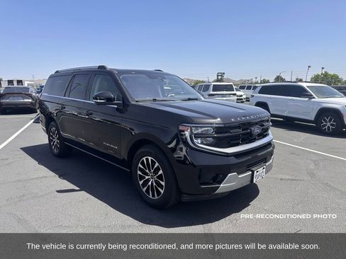 Used 2025 Ford Expedition Max Platinum image 8