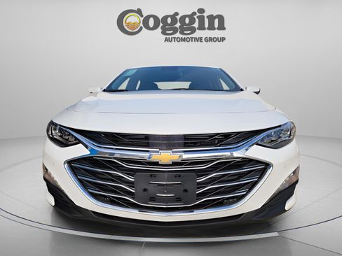 New 2025 Chevrolet Malibu LT image 5