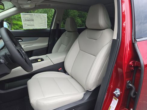 New 2025 Nissan Murano SL image 11