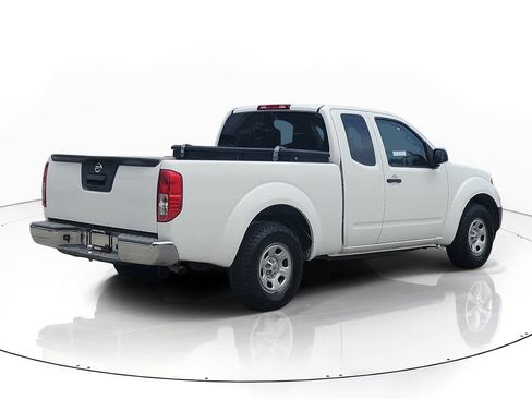 Used 2016 Nissan Frontier S RWD image 4