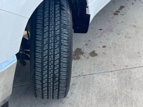 Used 2024 RAM 1500 Laramie image 9