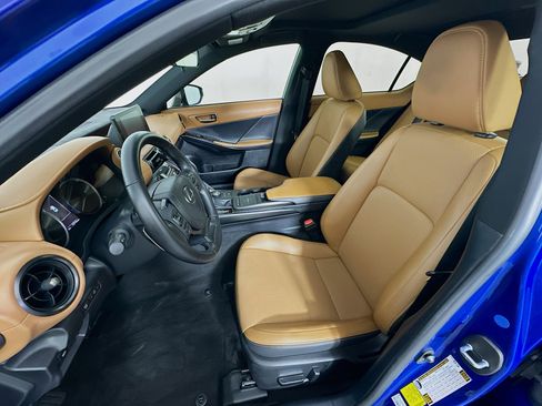 Used 2024 Lexus IS 350 F Sport RWD image 13