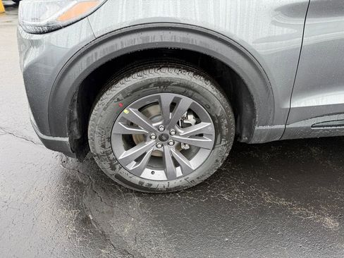 New 2026 Ford Explorer Active image 25