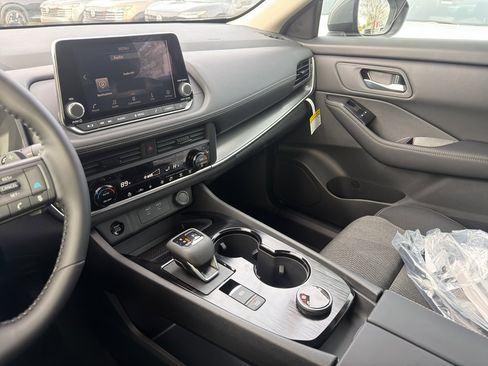 New 2026 Nissan Rogue SV image 22