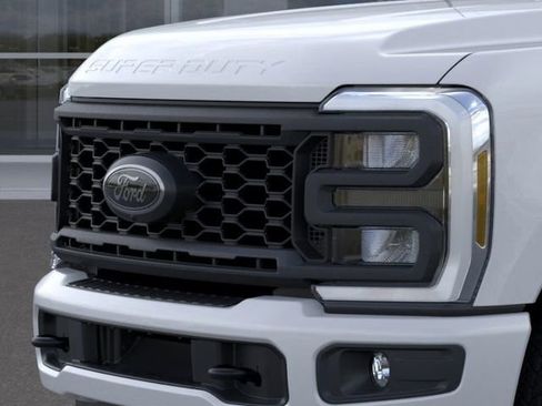 New 2025 Ford F350 XLT w/ Black Appearance Package image 17