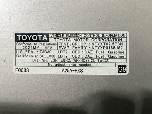 Used 2022 Toyota RAV4 SE w/ Convenience Package AWD/4WD image 21