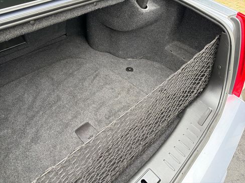 Used 2006 Cadillac DTS image 30