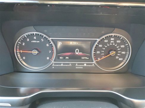 Used 2022 Kia Sorento S w/ Panoramic Sunroof Package image 14