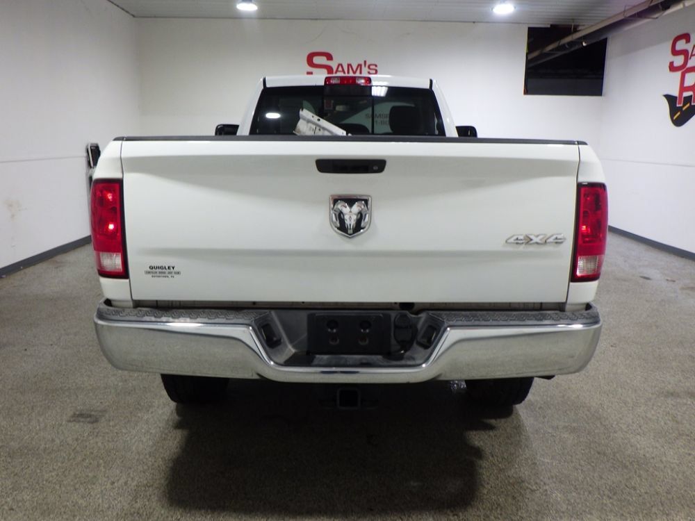 Used 2015 RAM 3500 Tradesman w/ Chrome Appearance Group AWD/4WD image 3