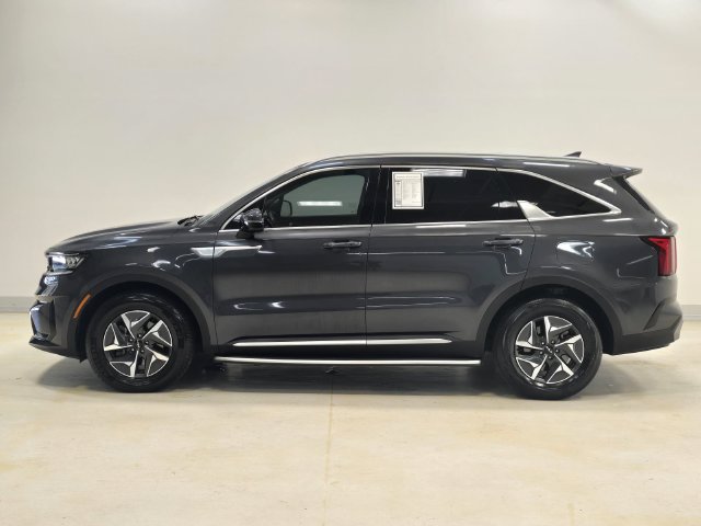 Used 2023 Kia Sorento EX FWD image 3