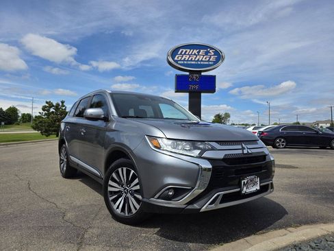 Used 2020 Mitsubishi Outlander SEL AWD/4WD image 2