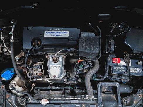 Used 2014 Honda Accord Sport image 12