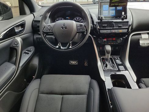New 2025 Mitsubishi Eclipse Cross Black Edition image 8