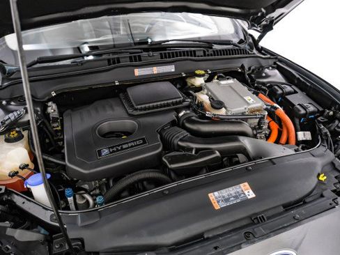 Used 2017 Ford Fusion S image 45